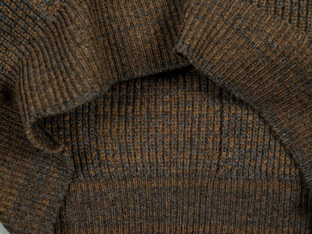 Loop & Weft Merino Super Lamb Switch Panel Crewneck Sweater Deep Clay Brown 19 Loop & Weft Merino Super Lamb Switch Panel Crewneck Sweater Deep Clay Brown