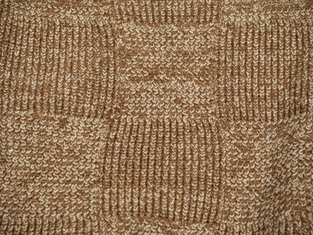 Loop & Weft Merino Super Lamb Switch Panel Crewneck Sweater Mix Brown 20 Loop & Weft Merino Super Lamb Switch Panel Crewneck Sweater Mix Brown