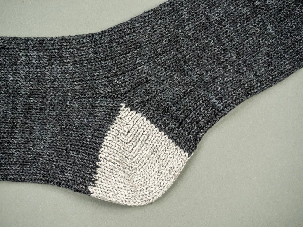 Nishiguchi Kutsushita Recycled Cotton Ribbed Socks Charcoal 6 Nishiguchi Kutsushita Recycled Cotton Ribbed Socks Charcoal