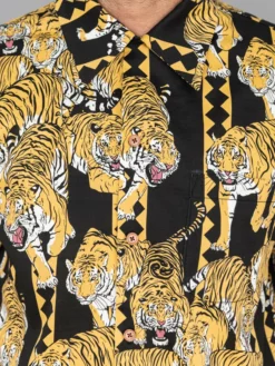 NEW ARRIVALS Samurai Jeans SSA22-HT One Hundred Tiger Shirt Black 29 NEW ARRIVALS Samurai Jeans SSA22-HT One Hundred Tiger Shirt Black