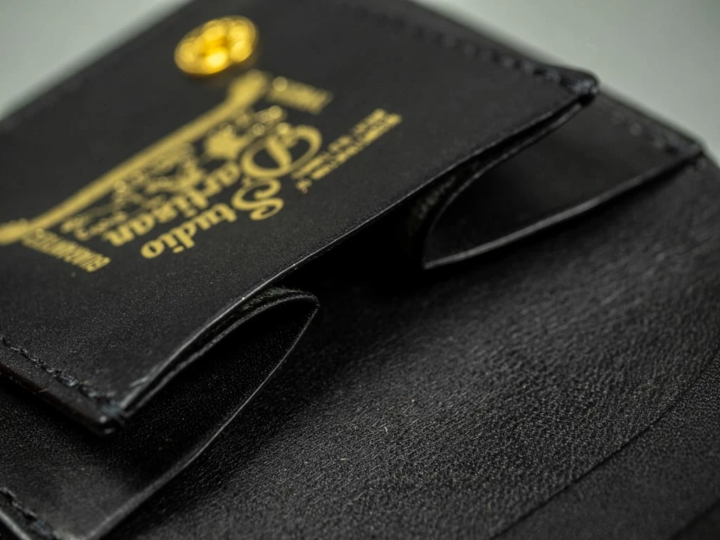 STUDIO D´ARTISAN Studio D'Artisan Black Leather Mini Wallet 12 STUDIO D´ARTISAN Studio D'Artisan Black Leather Mini Wallet