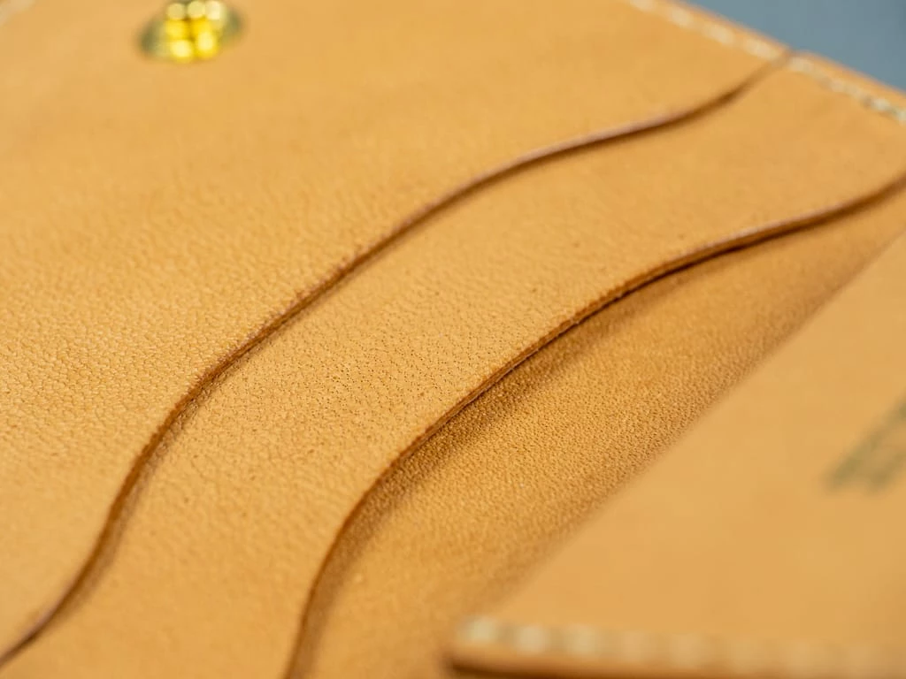 STUDIO D´ARTISAN Studio D'artisan Natural Leather Mini Wallet 12 STUDIO D´ARTISAN Studio D'artisan Natural Leather Mini Wallet