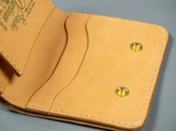 STUDIO D´ARTISAN Studio D'artisan Natural Leather Mini Wallet 29 STUDIO D´ARTISAN Studio D'artisan Natural Leather Mini Wallet