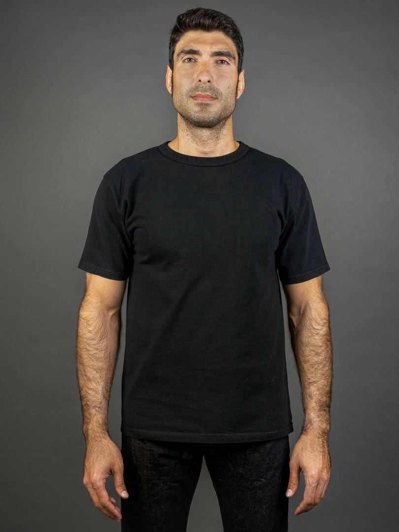 STUDIO D´ARTISAN Studio D'Artisan 9913 Loopwheel T-Shirt Black 3 STUDIO D´ARTISAN Studio D'Artisan 9913 Loopwheel T-Shirt Black